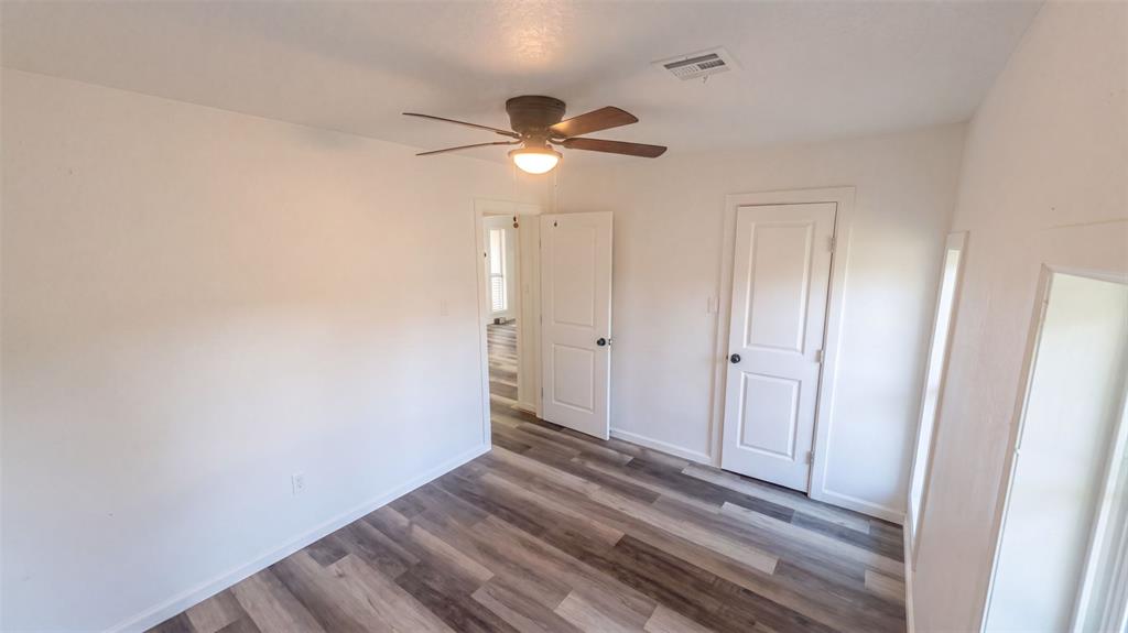 2114 Nw 55th Street Property Photo 10