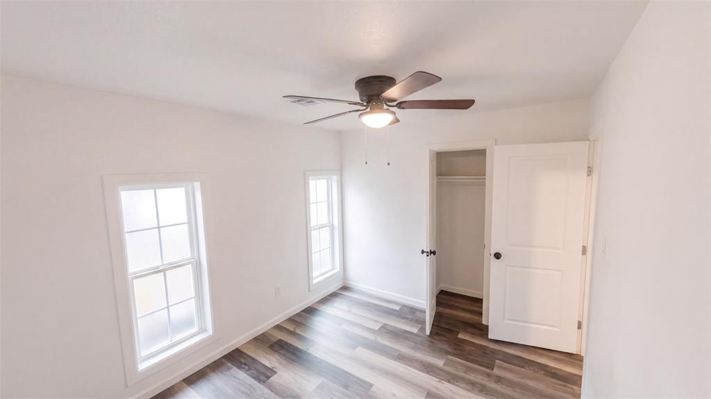 2114 Nw 55th Street Property Photo 12
