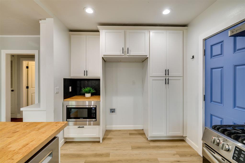1608 Nw 42nd Place Property Photo 14