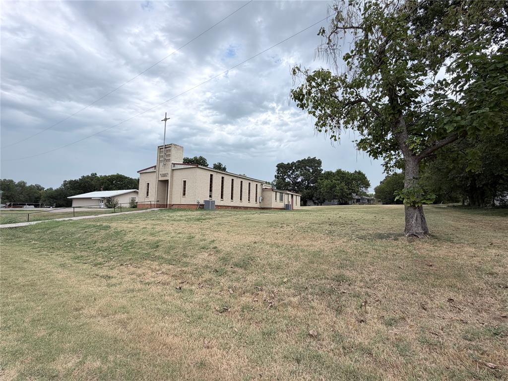 220 N Miller Avenue Property Photo 2