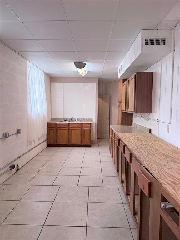 220 N Miller Avenue Property Photo 29