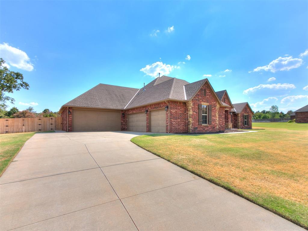 16956 Fox Trot Court Property Photo 2