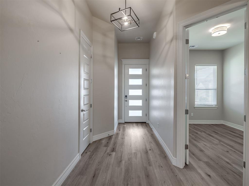 2040 Asaro Way Property Photo 4