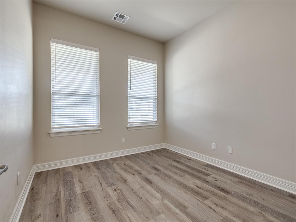 2040 Asaro Way Property Photo 29