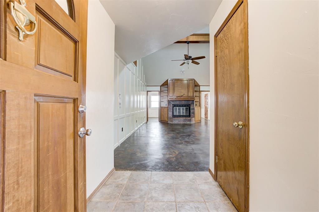 17600 Durbin Park Road Property Photo 4