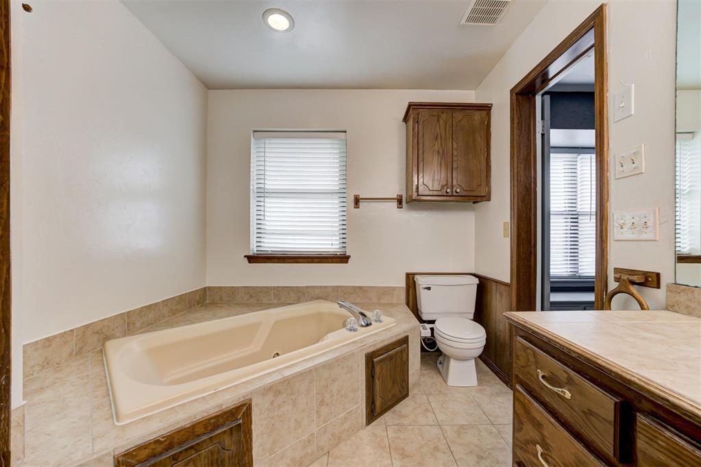 17600 Durbin Park Road Property Photo 31