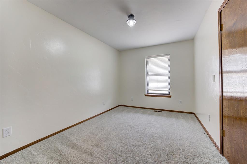 17600 Durbin Park Road Property Photo 32