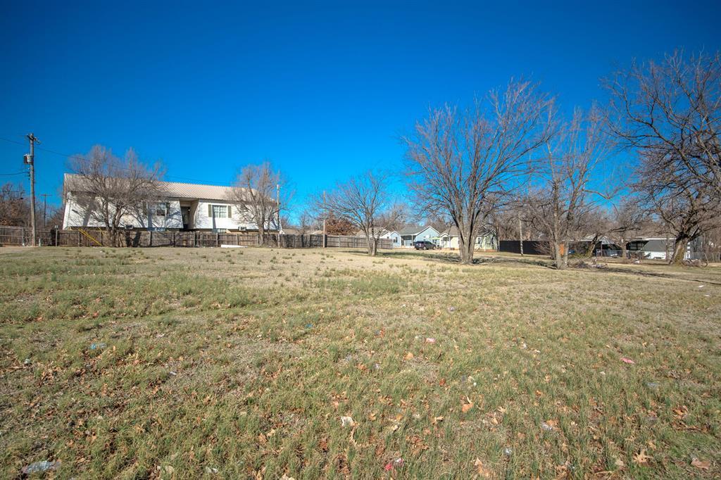 8315 N Western Avenue Property Photo 15
