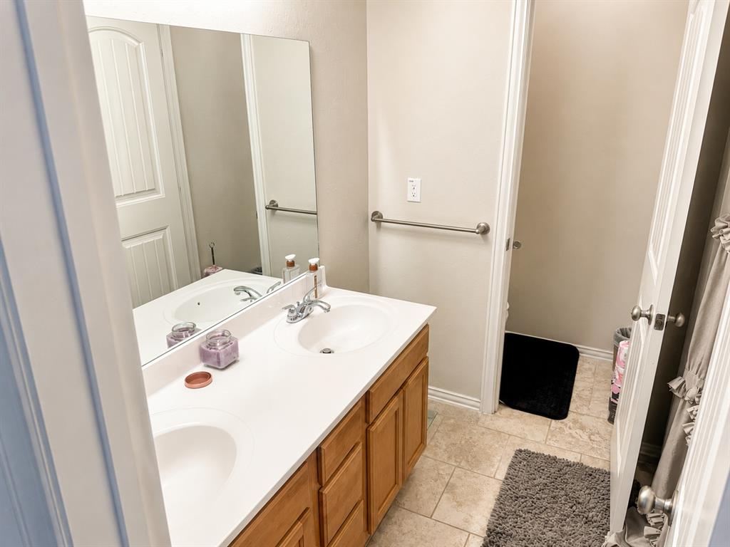 1801 Del Rio Property Photo 14