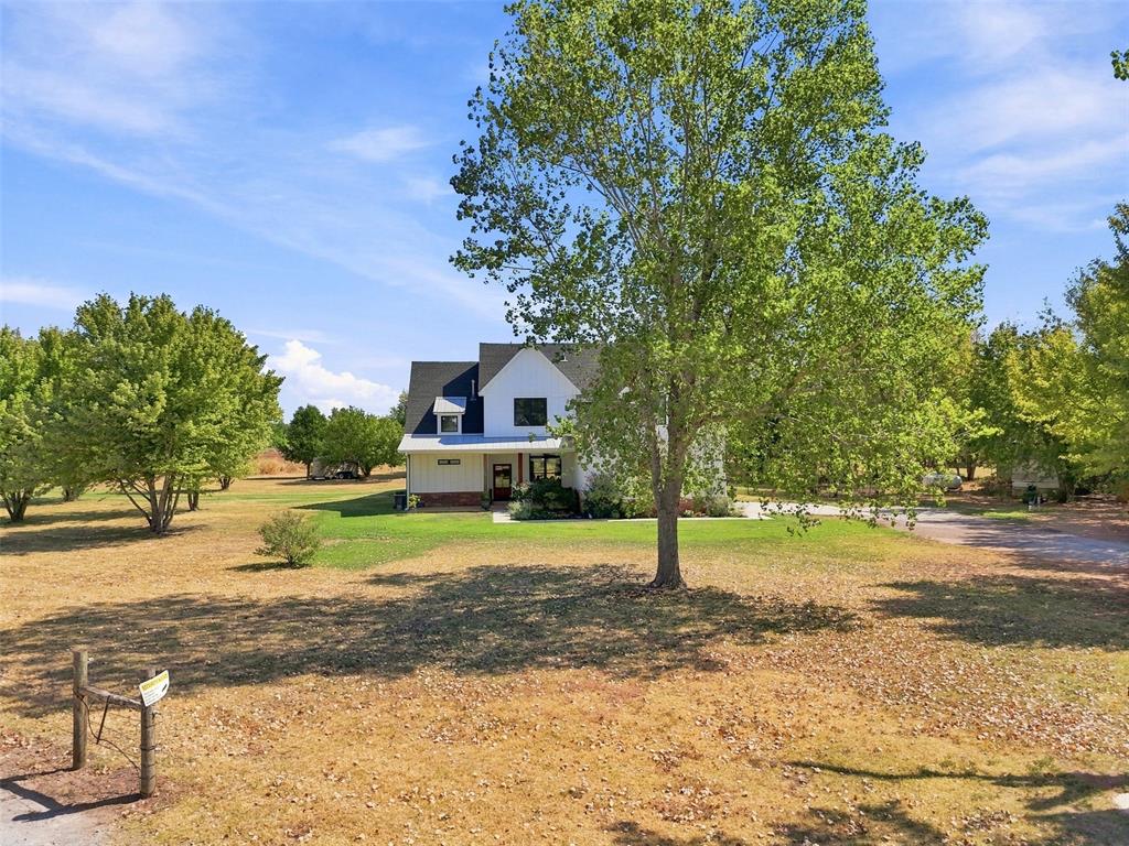 124 Kevin Lane Property Photo 3