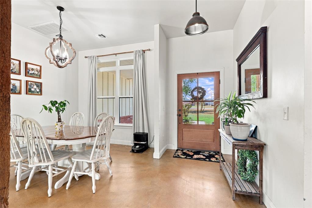 124 Kevin Lane Property Photo 7