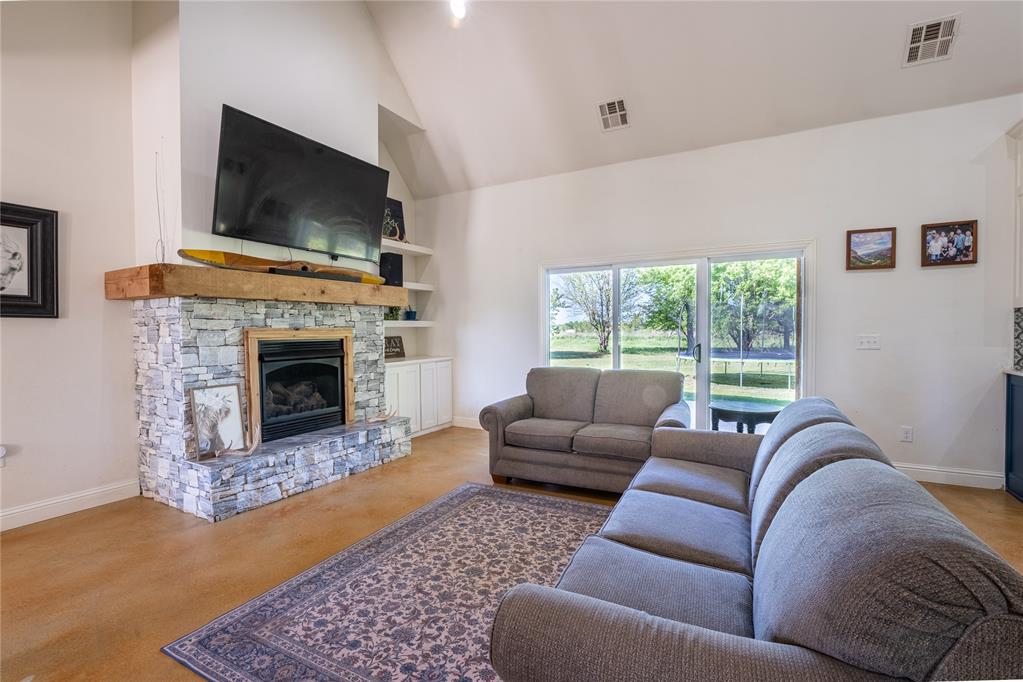124 Kevin Lane Property Photo 13