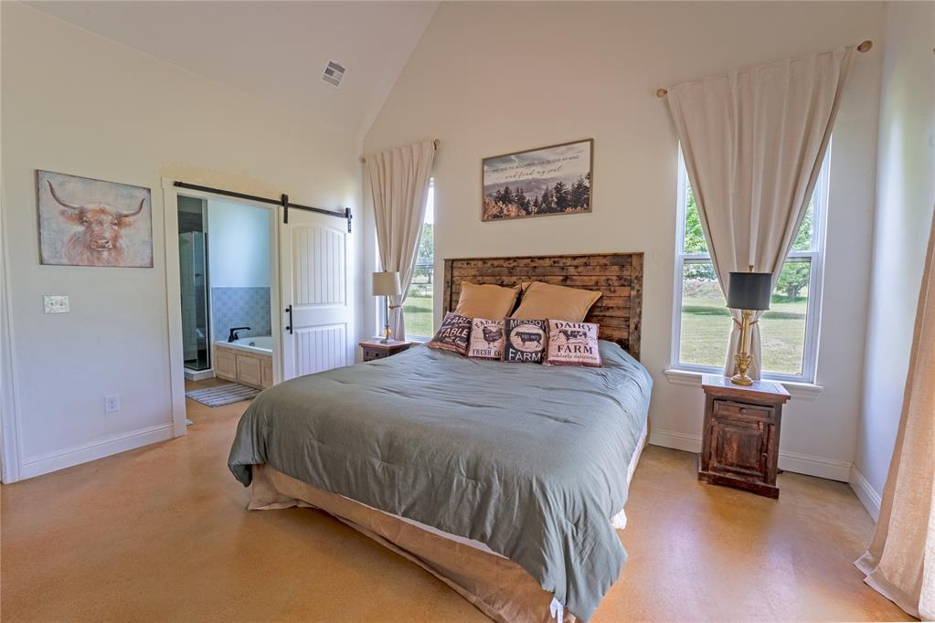 124 Kevin Lane Property Photo 16