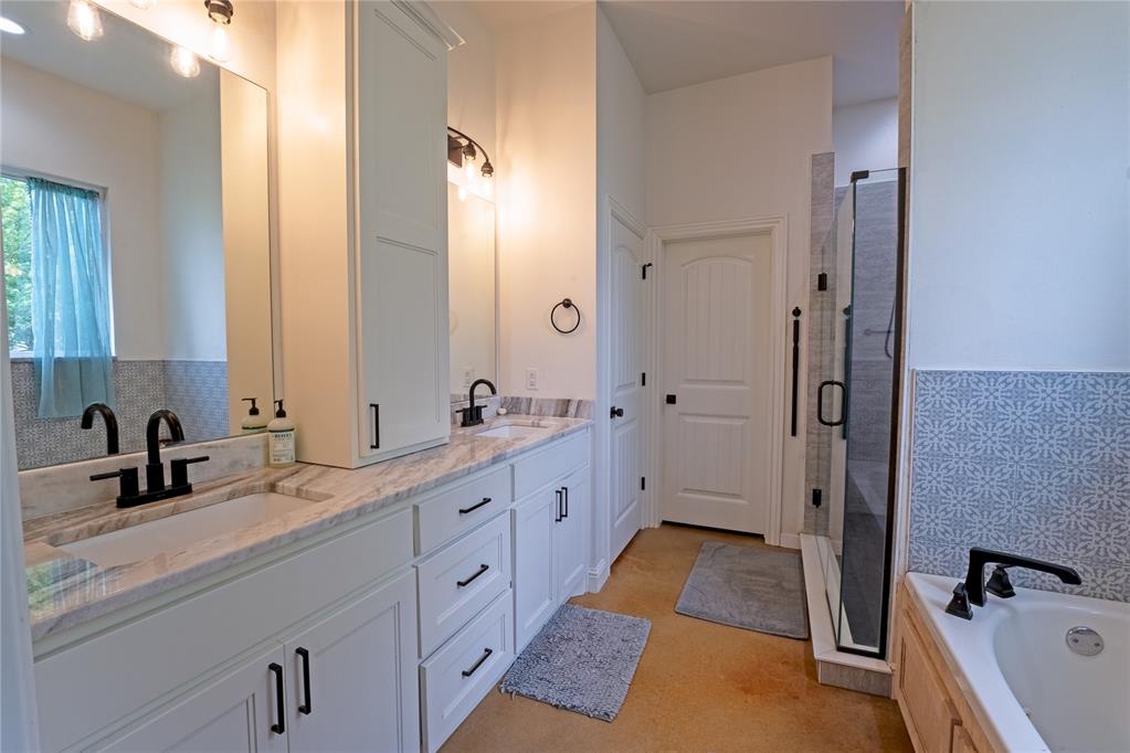 124 Kevin Lane Property Photo 17