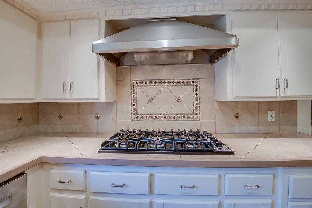 6109 Shaftsbury Road Property Photo 13
