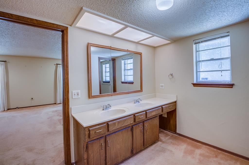 6109 Shaftsbury Road Property Photo 24