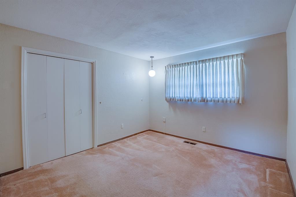 6109 Shaftsbury Road Property Photo 28