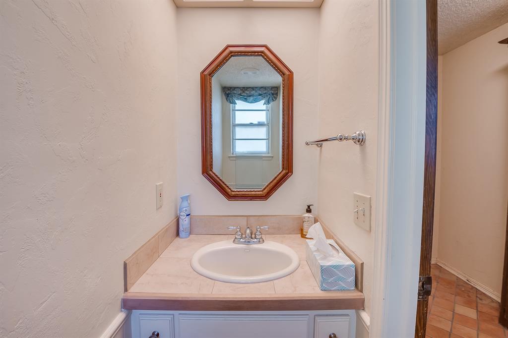 6109 Shaftsbury Road Property Photo 41