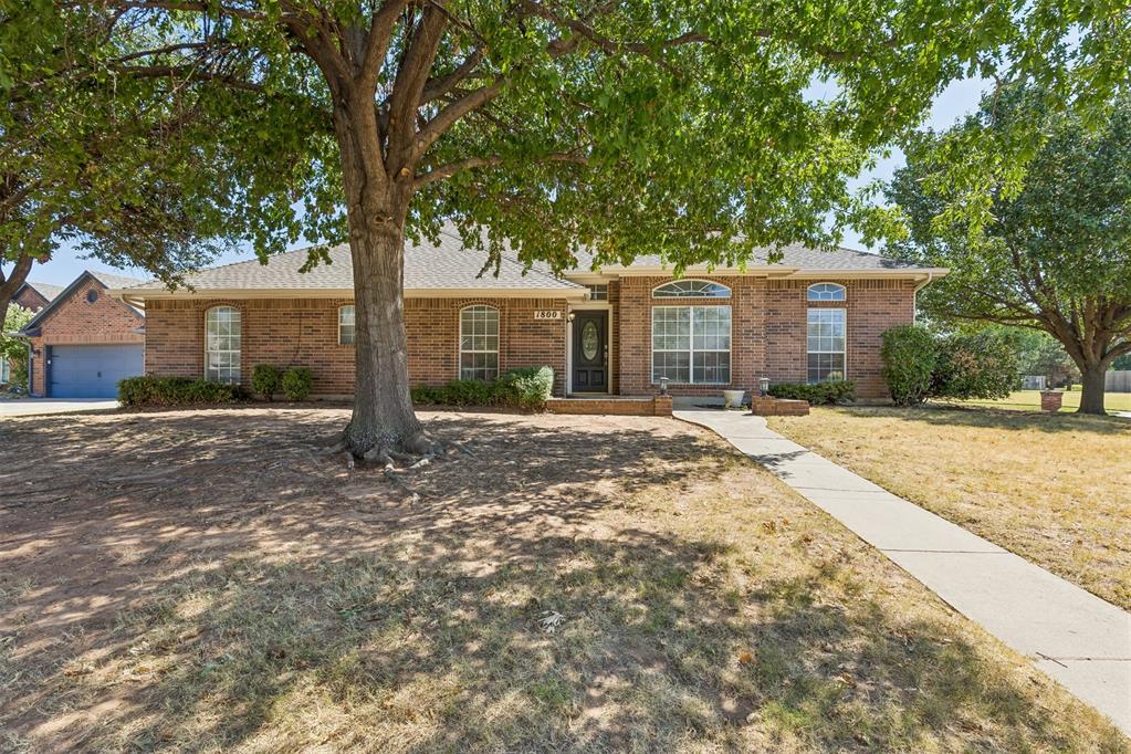 1800 Coopers Hawk Court Property Photo 1
