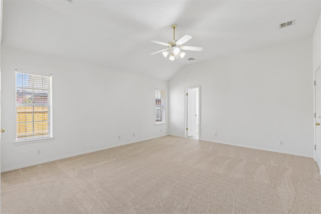 1800 Coopers Hawk Court Property Photo 25