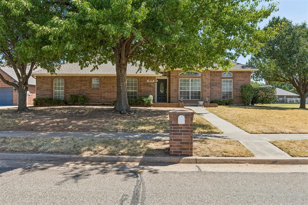 1800 Coopers Hawk Court Property Photo 48