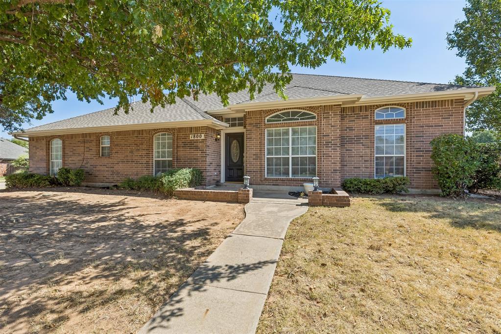 1800 Coopers Hawk Court Property Photo 49
