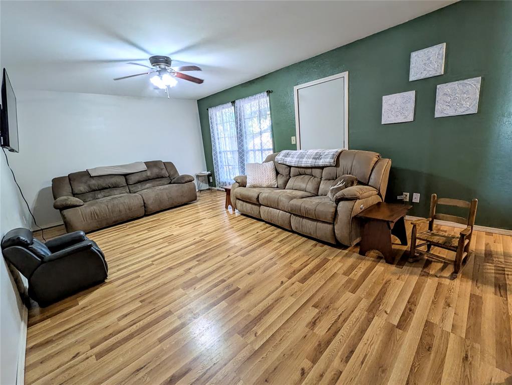 308 Ranch Circle Property Photo 6