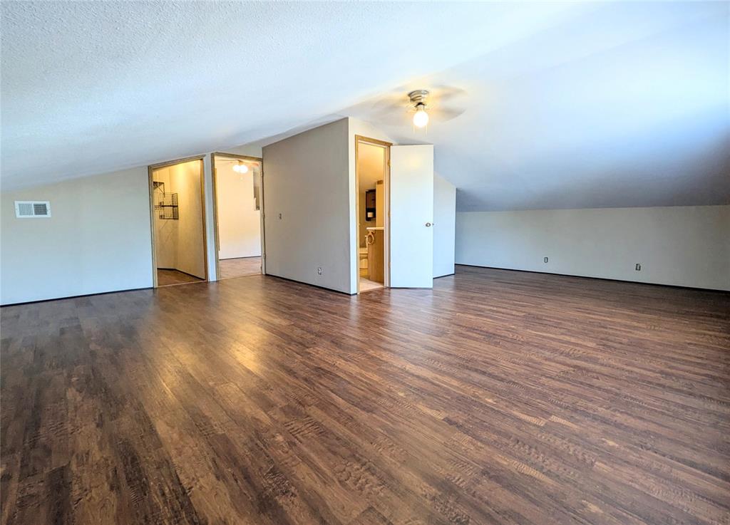 308 Ranch Circle Property Photo 14
