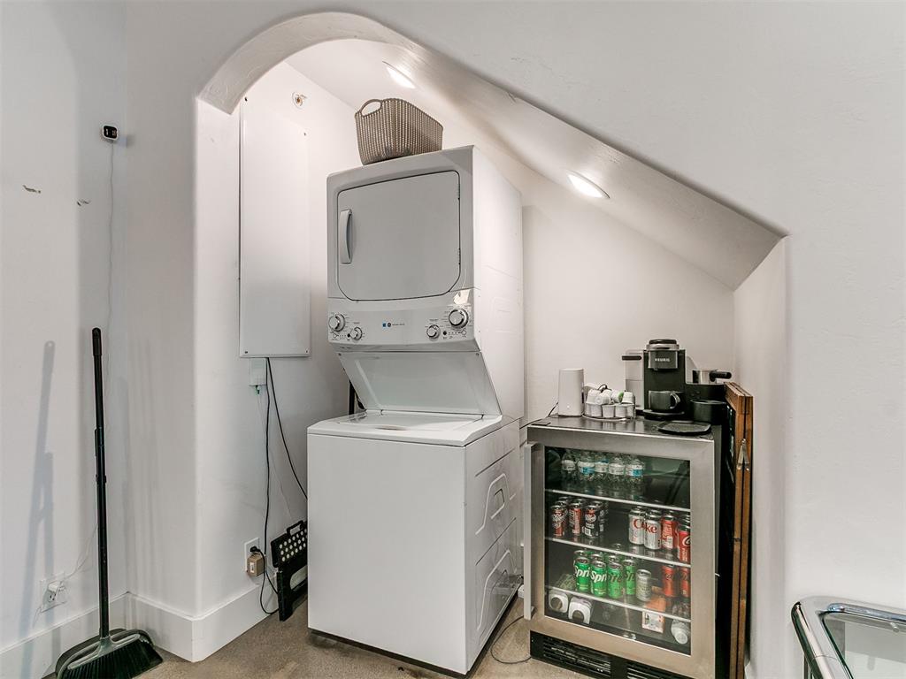 1709 Wheeler Street Property Photo 6