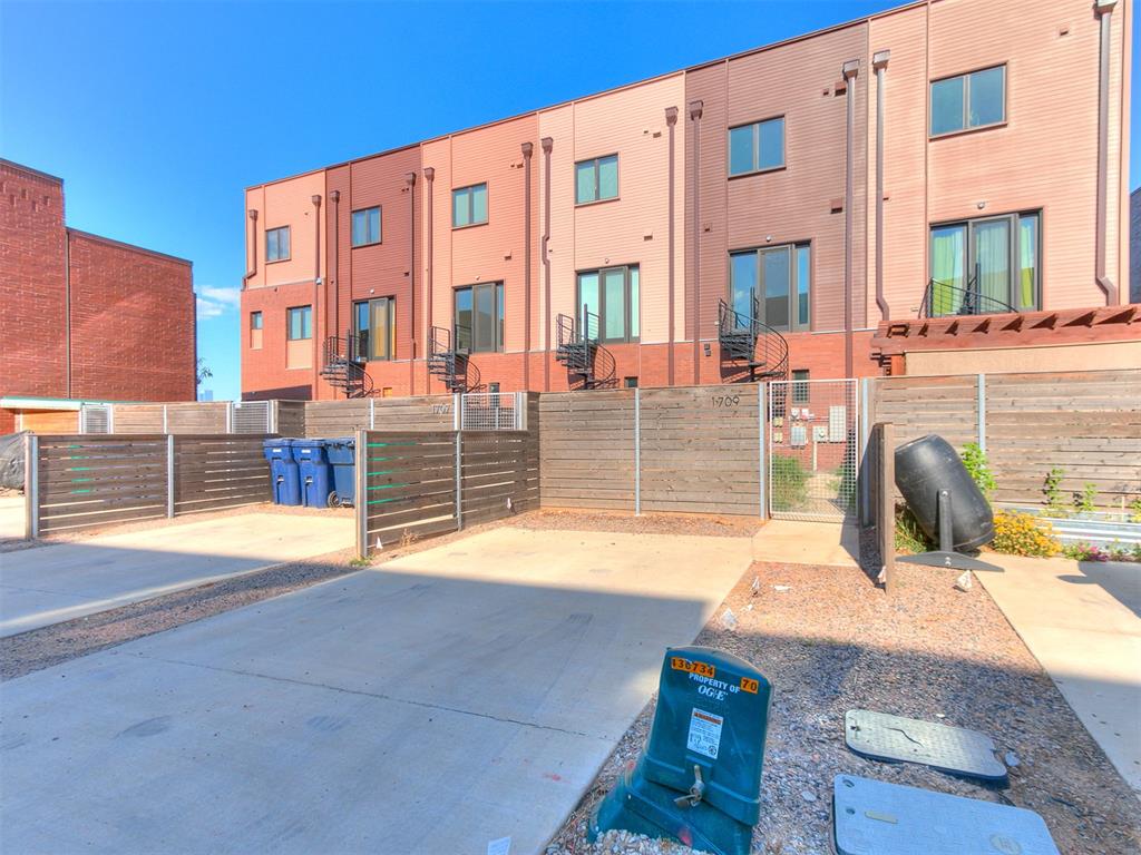 1709 Wheeler Street Property Photo 30