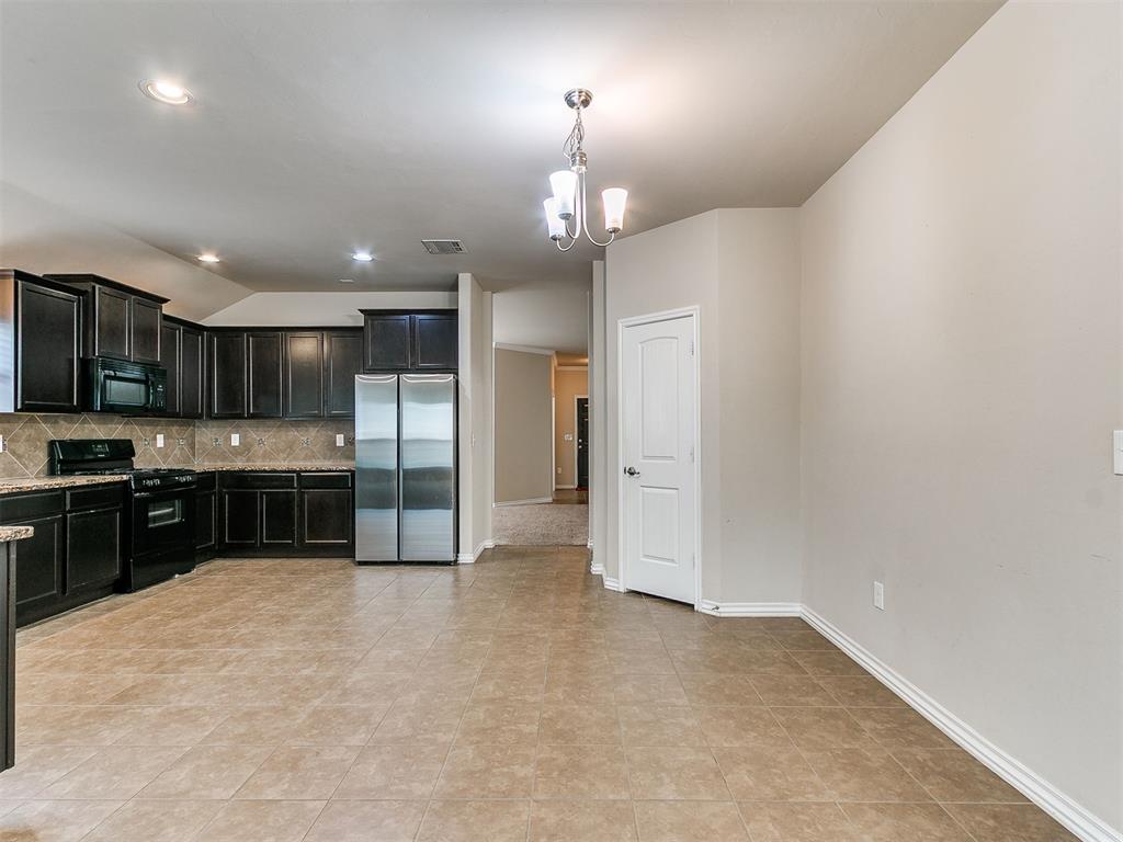 8128 Nw 107th Street Property Photo 15