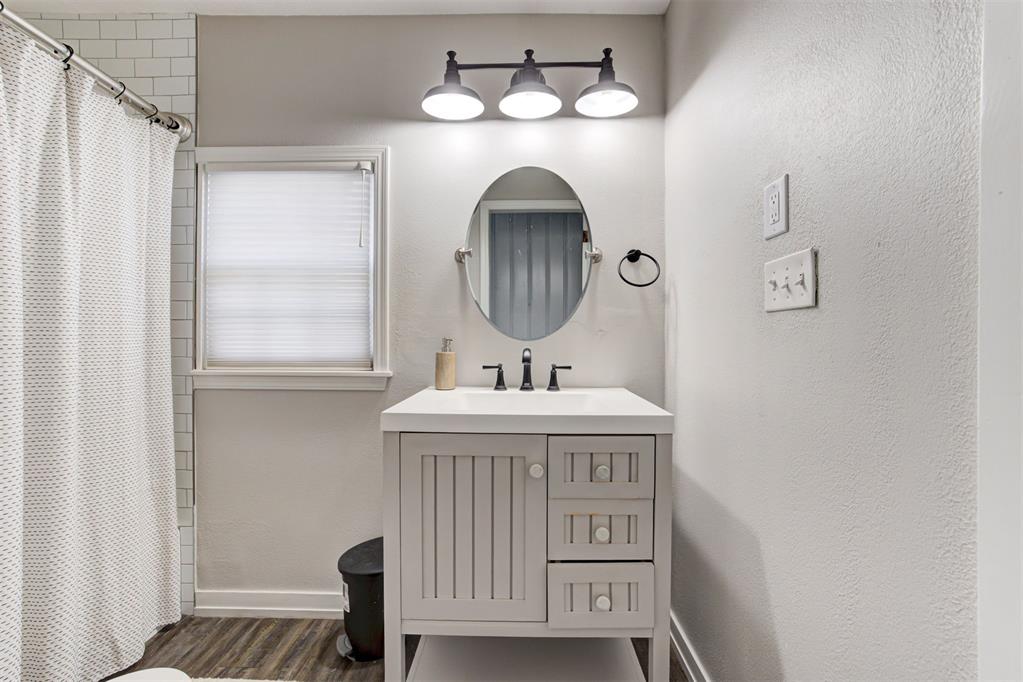 7525 Alameda Drive Property Photo 30
