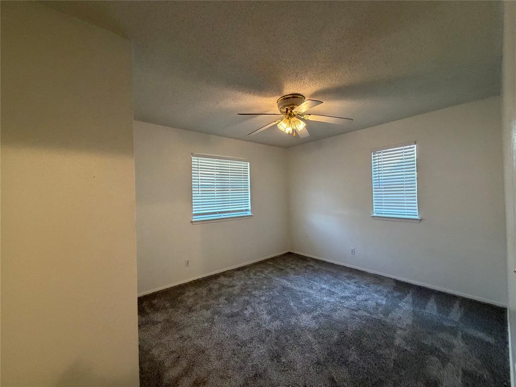 1414 Mitacek Avenue Property Photo 12