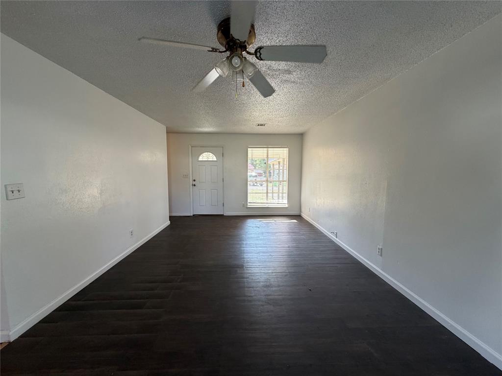 1414 Mitacek Avenue Property Photo 16