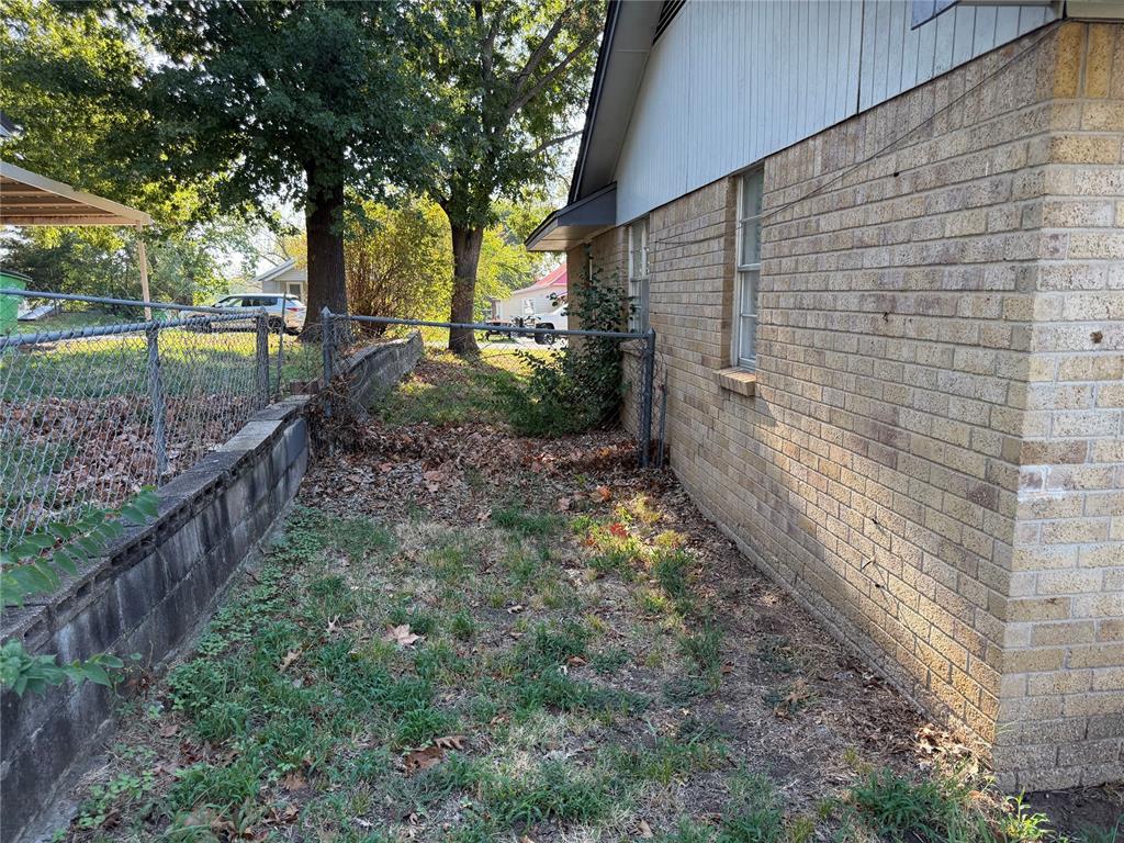 1414 Mitacek Avenue Property Photo 21