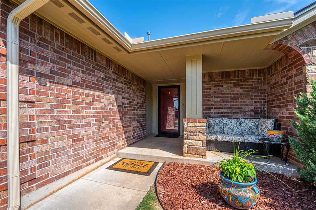 11625 Sw 10th Street Property Photo 4