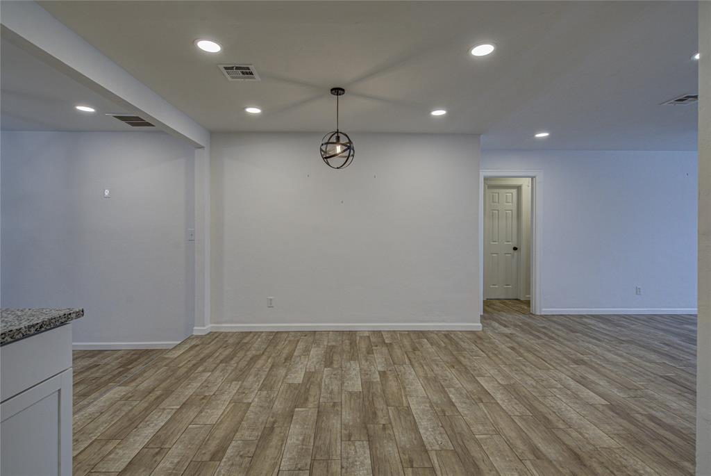 2901 Nw 43rd Street Property Photo 7