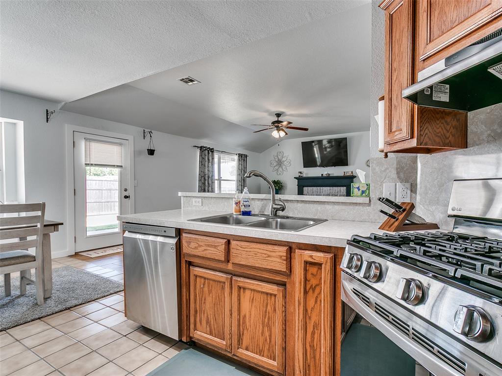 417 Blue Spruce Drive Property Photo 11