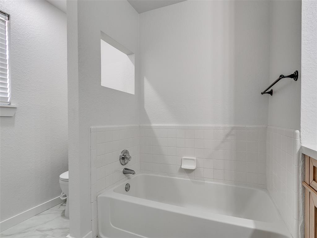 417 Blue Spruce Drive Property Photo 16