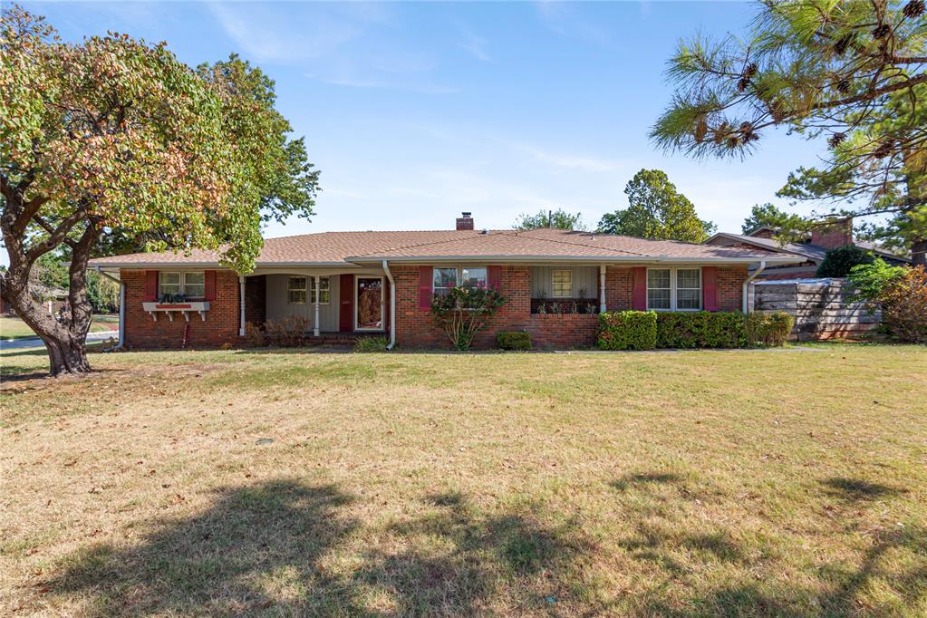 1609 Glenbrook Terrace Property Photo 1