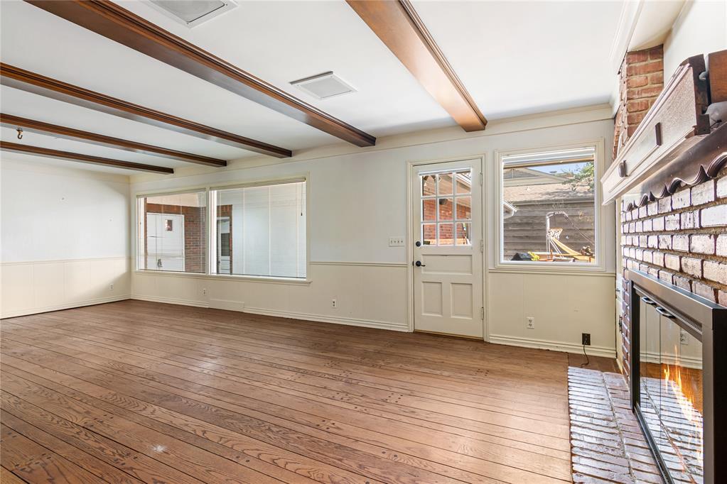 1609 Glenbrook Terrace Property Photo 17
