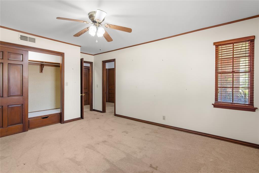 1609 Glenbrook Terrace Property Photo 38