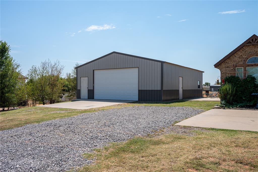 2265 County Road 1258 Property Photo 3