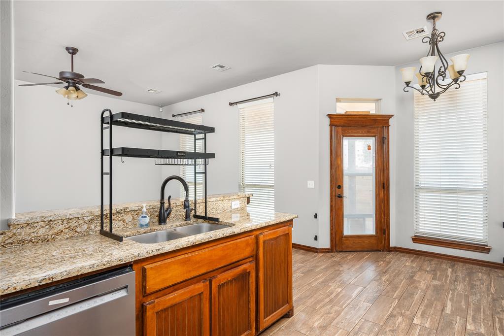 2265 County Road 1258 Property Photo 11