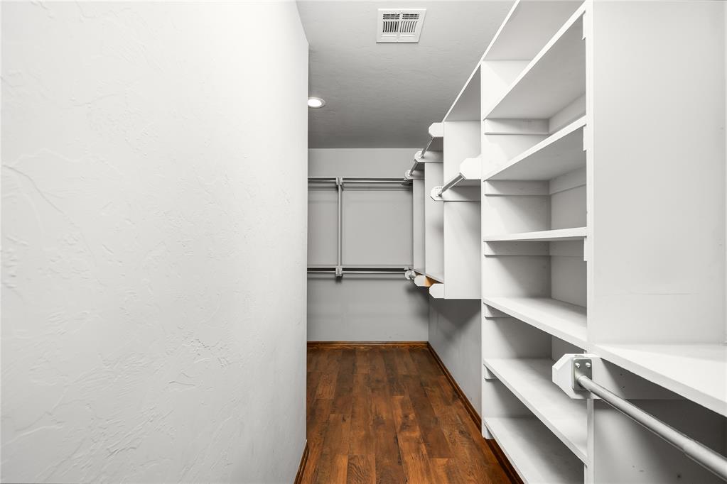 2265 County Road 1258 Property Photo 30