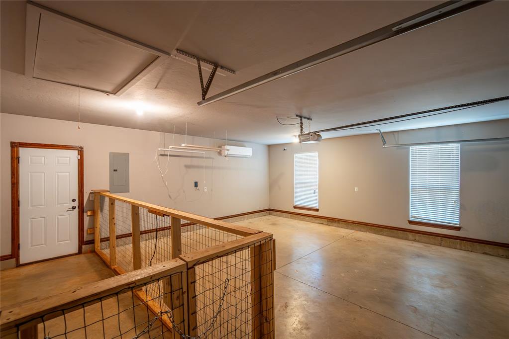 2265 County Road 1258 Property Photo 32