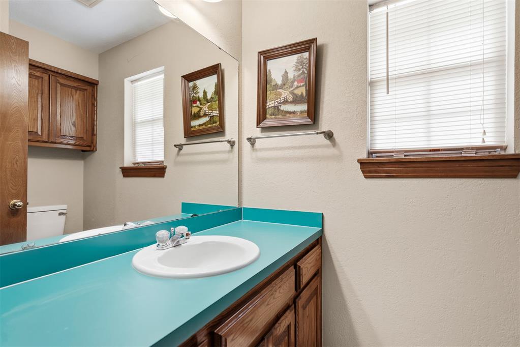 2202 Lakewood Drive Property Photo 35