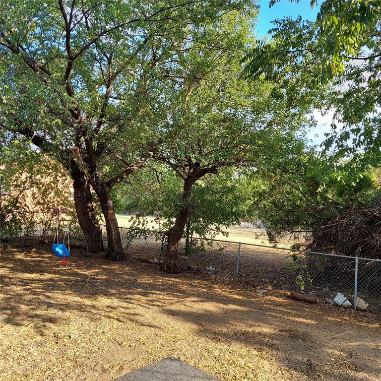 804 N Admire Avenue Property Photo 17