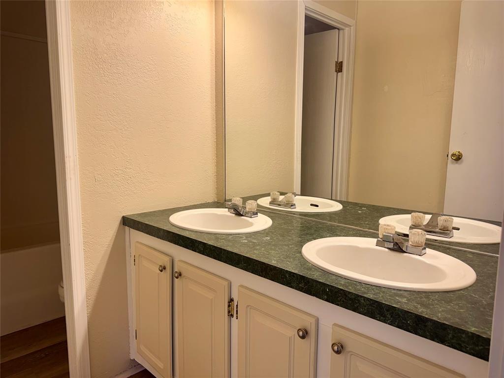 1185 Cr 1386 Property Photo 11