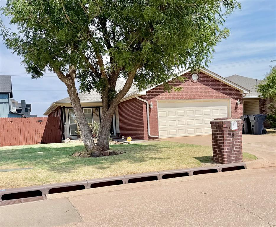 2545 Lynn Lane Property Photo 2